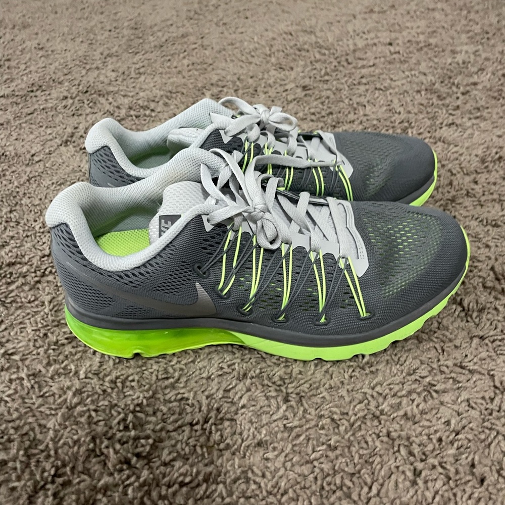 Nike Mens shoes